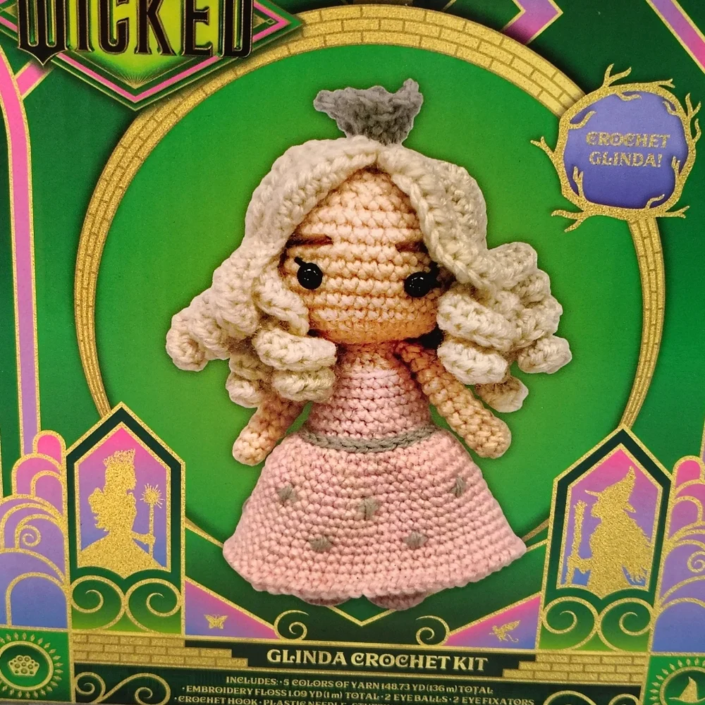 🪄Wicked Elphaba & Glinda Crochet Sets - Picture 2 of 7